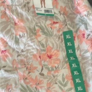 Briggs & Riley Floral Women Shorts - Pink and Green